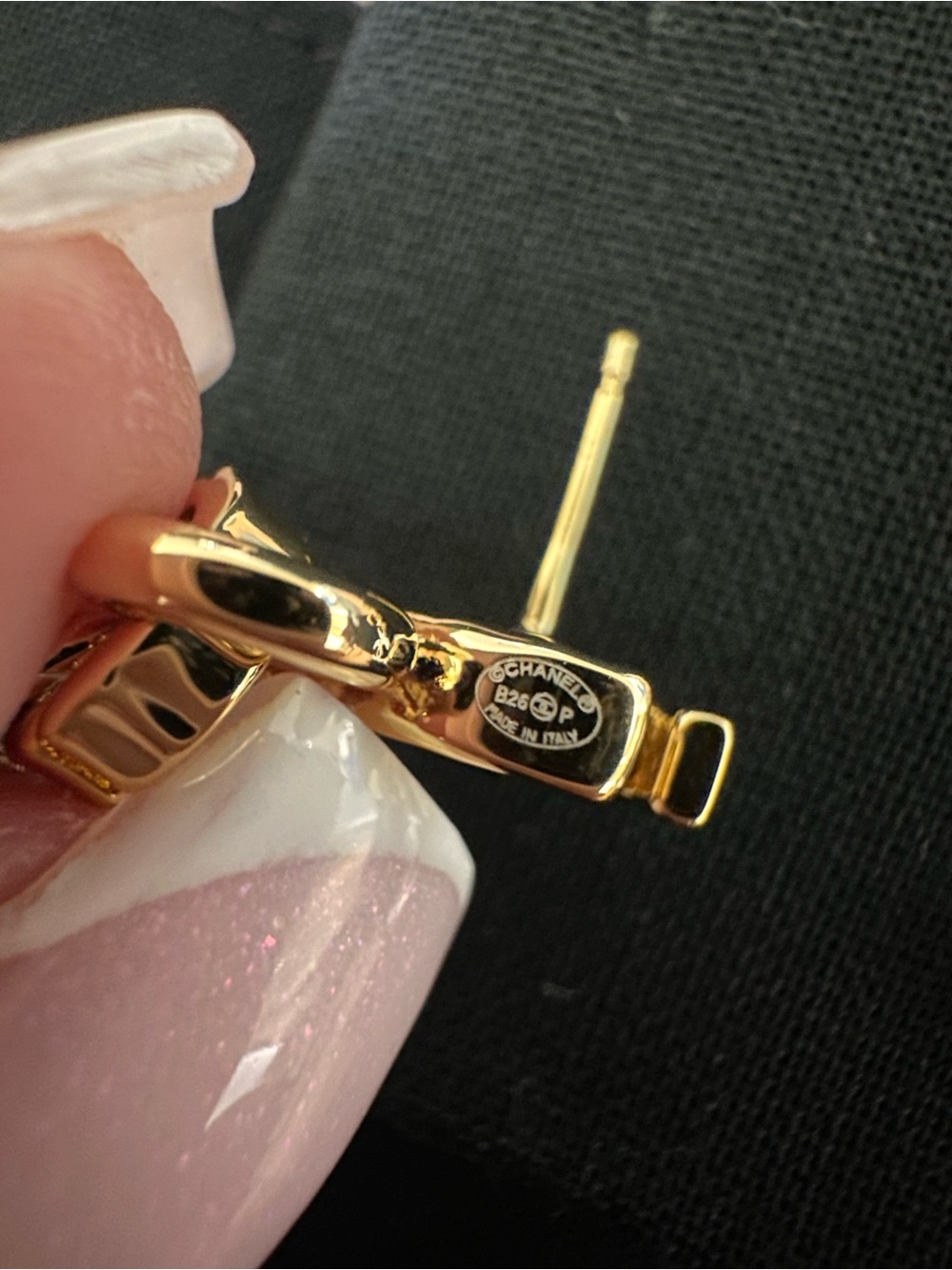 Chanel two tone cc drop earrings - Picture 7 of 8